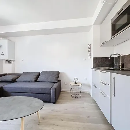 Paisible - Metro Centre Apartment *